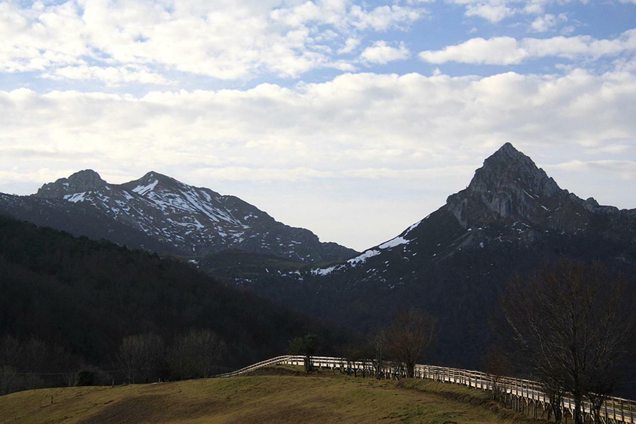 Hotel Rural Llerau Ponga 외부 사진